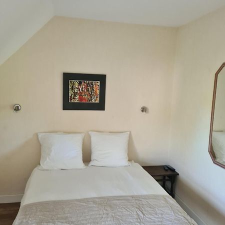 Hotel Saint Julien Aux Bois Экстерьер фото