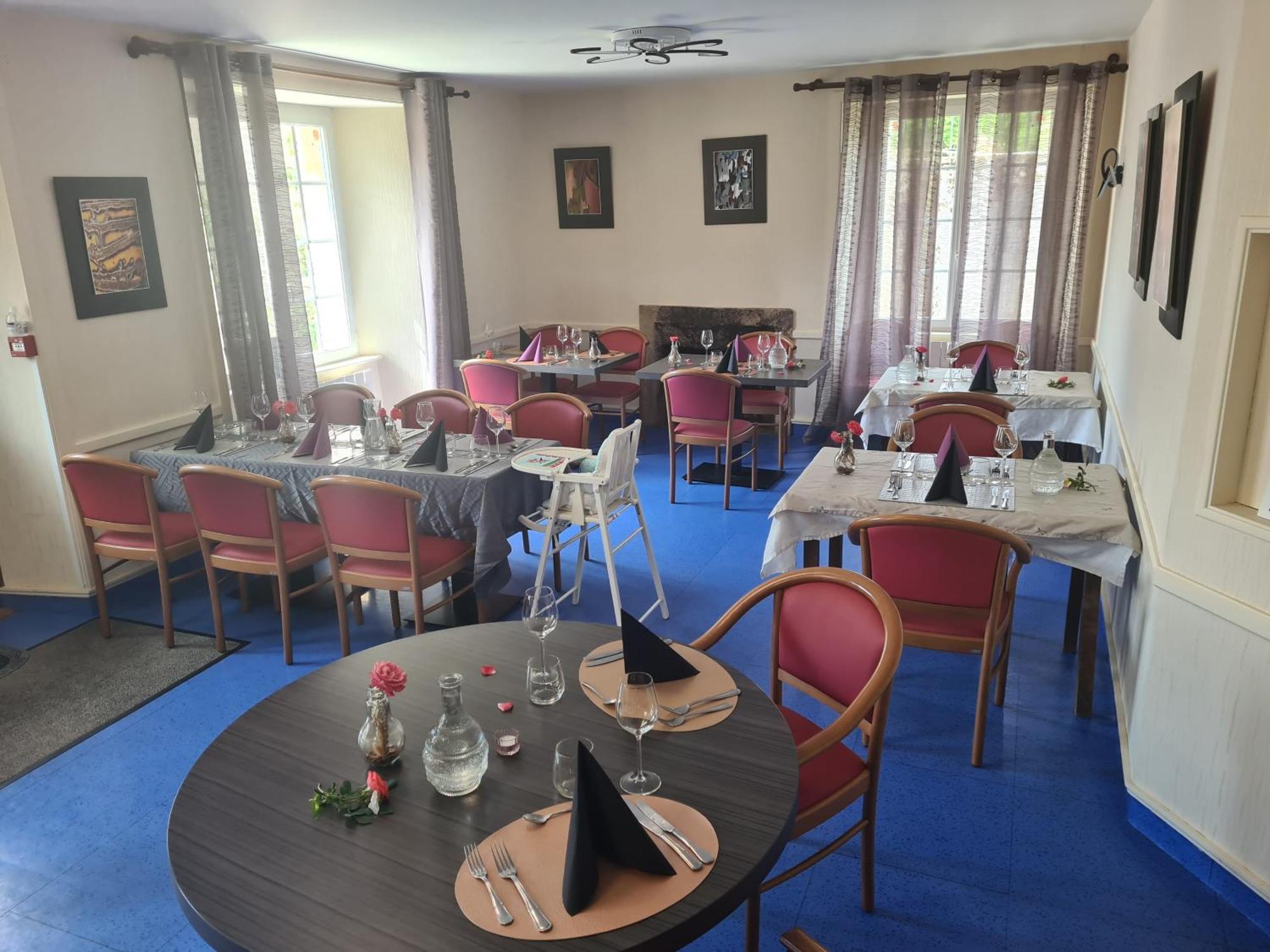 Hotel Saint Julien Aux Bois Экстерьер фото